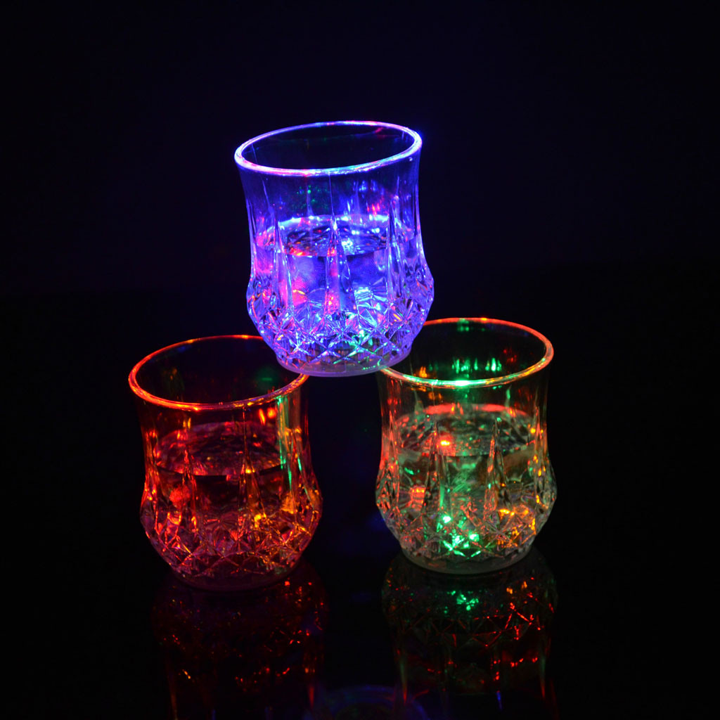 Colored LED Glowing Drink Cup  - огляд і ціна Wine Beer Drink